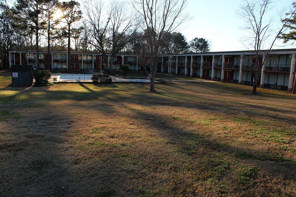 Red Roof Inn & Suites Greenwood, Sc Εξωτερικό φωτογραφία