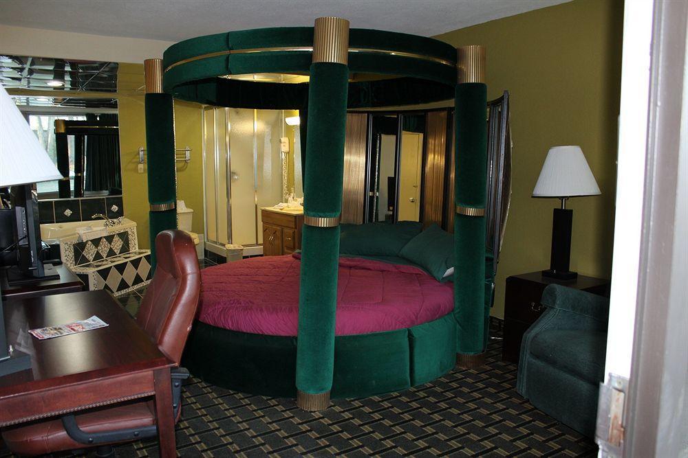 Red Roof Inn & Suites Greenwood, Sc Εξωτερικό φωτογραφία