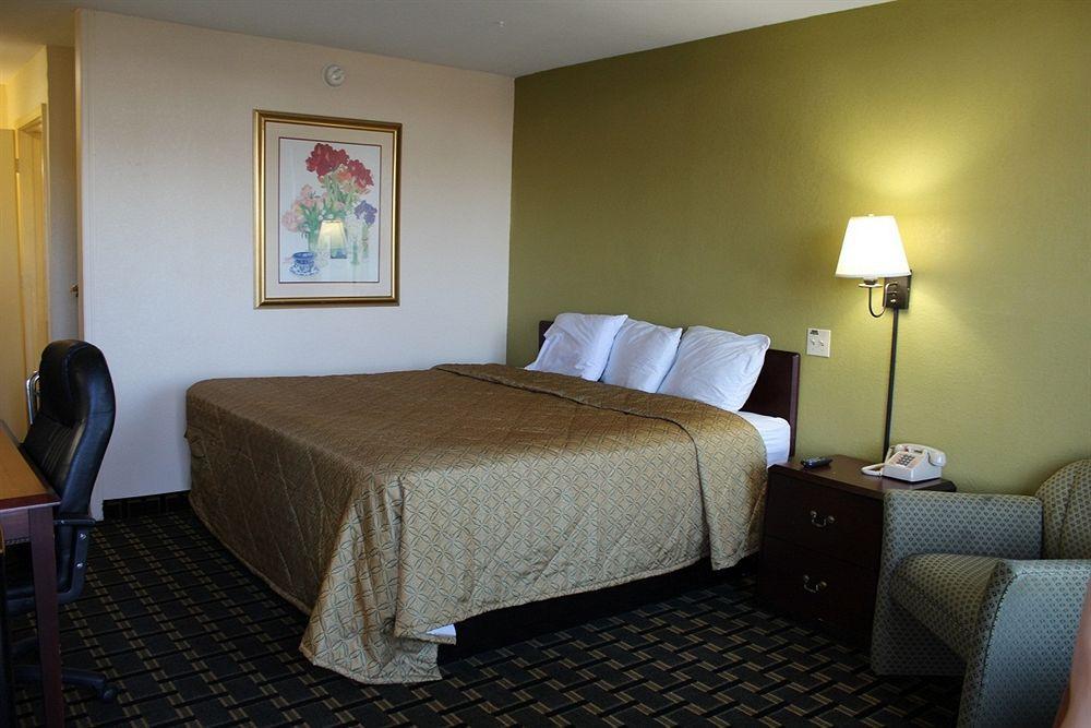 Red Roof Inn & Suites Greenwood, Sc Εξωτερικό φωτογραφία